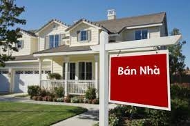 Công ty Đấu giá hợp danh Quảng Ninh tổ chức đấu giá tài sản của chi cục thi hành án dân sự thành phố Móng Cái là QQuyền sử dụng 240m2 đất và tài sản gắn liền với đất mang tên ông Vũ